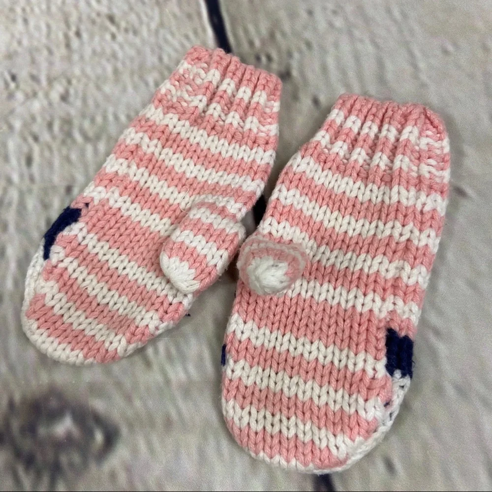4/$25 Gap knit striped hat and mittens bundle